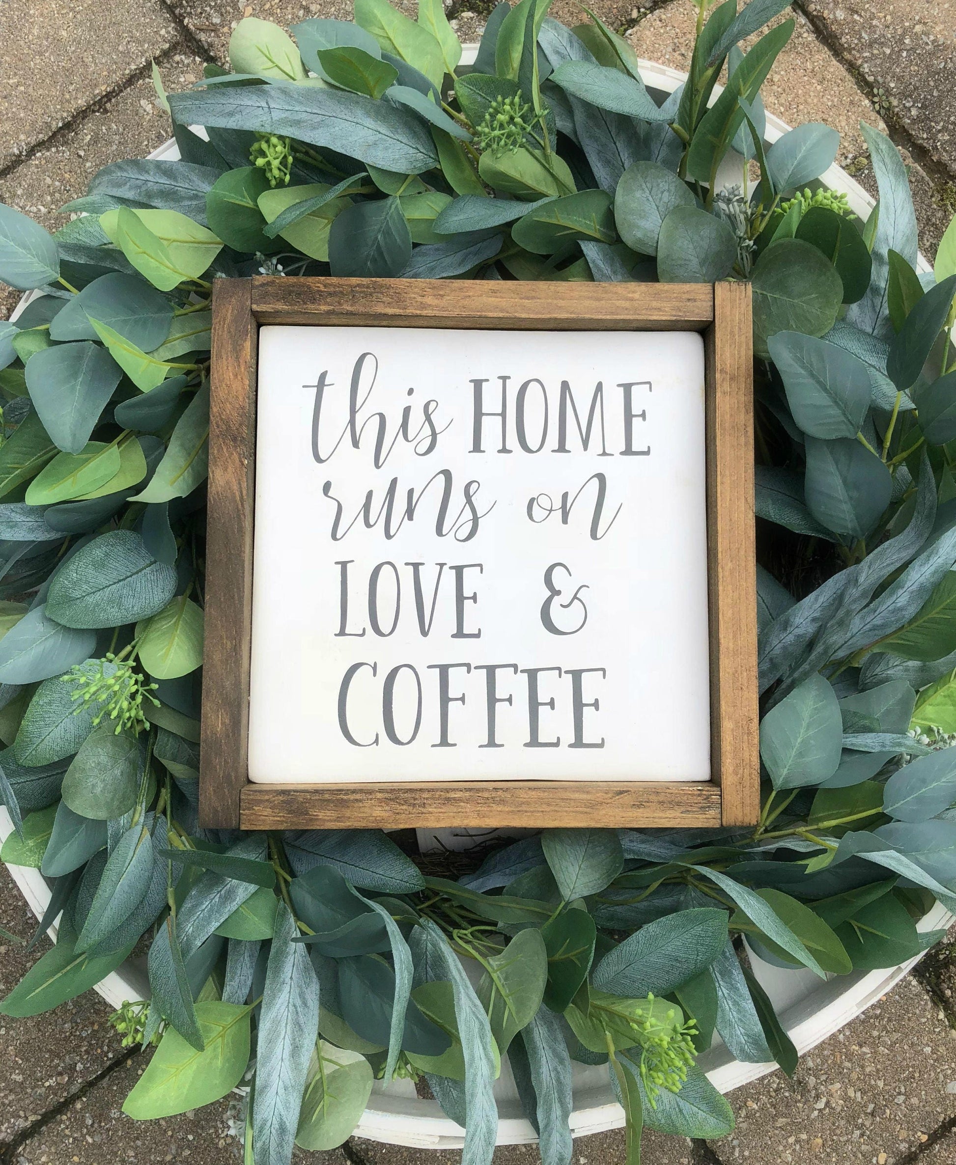 This Home Runs On Love & Coffee Wood Sign, Farmhouse Wood Sign, Kitchen Sign, Coffee Sign, Coffee Bar Signs, Wall Decor