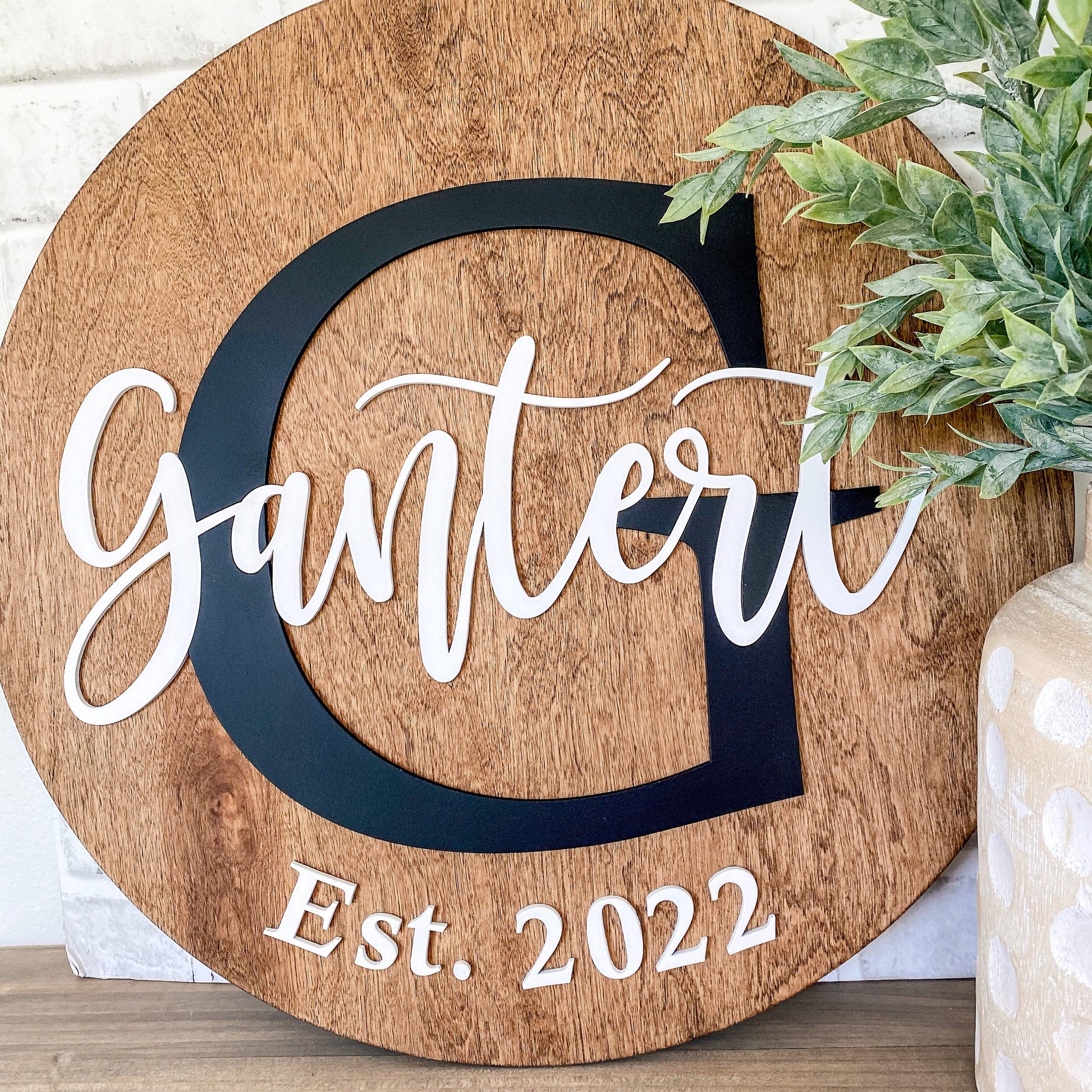 Personalized Family Name Round Wood Sign, Established Year, Last Name Sign, Housewarming Gift,  Personalized Family Wood Sign, Wedding Gift,