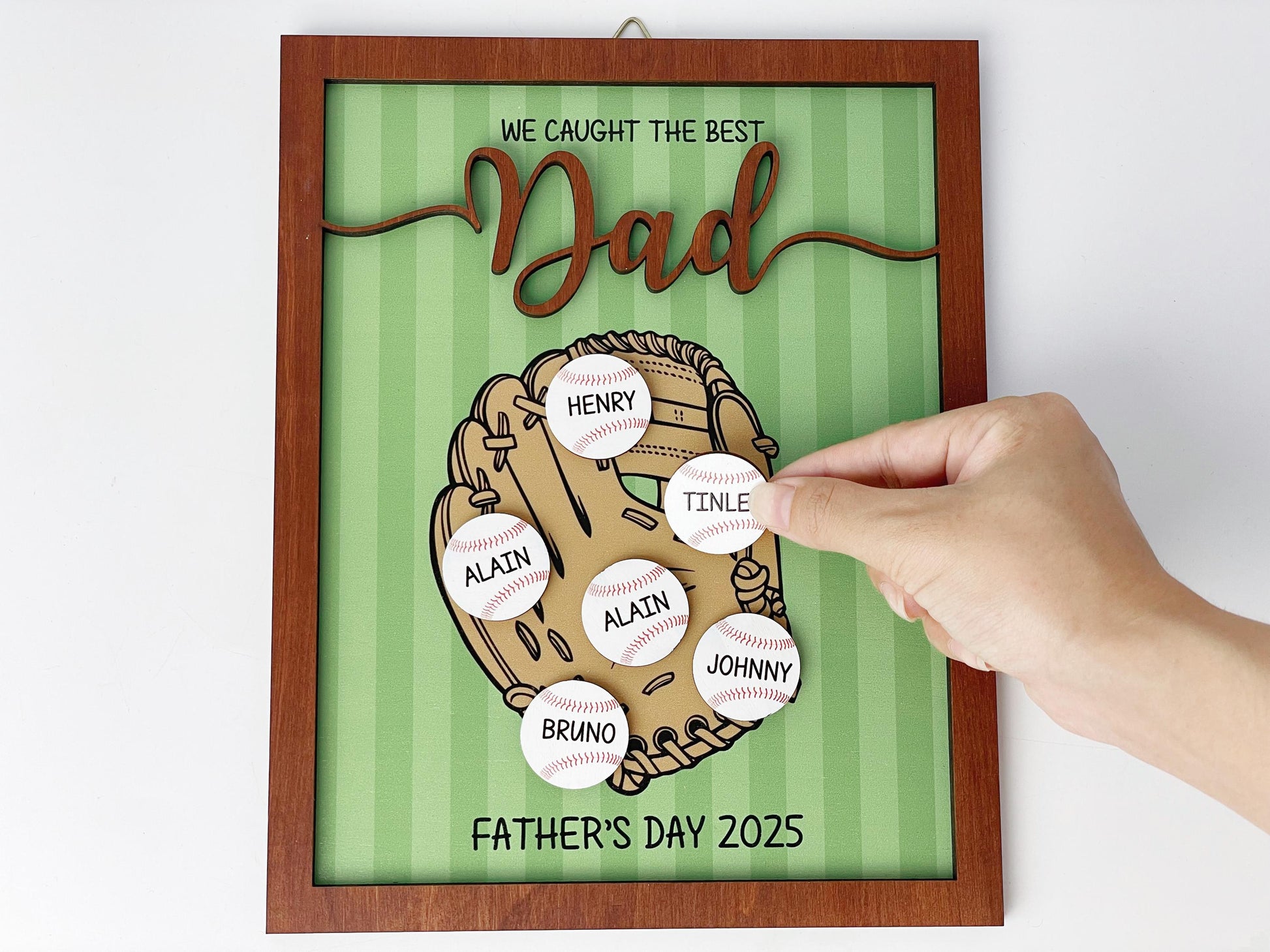 Personalized We Caught Best Dad Ever Frame,Father's Day Gift,Kid's Name Baseball Sign,Gifts for Dad,Dad and Kids Framed Sign,Grandpa Gift