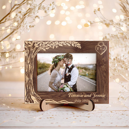 Personalized Wedding Gift,Engagement Photo Frame Plaque,Wedding Picture Frame with Date,Couple Gift,Newlywed Gift,Gift for Husband Wife